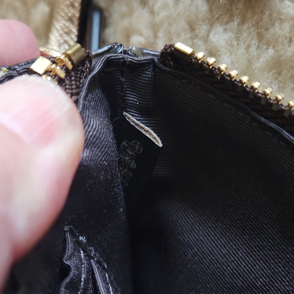 NWT Coach Brown Signature Leather with Pale Gold Double Corner Zip Wallet π€π€ - Picture 11 of 16